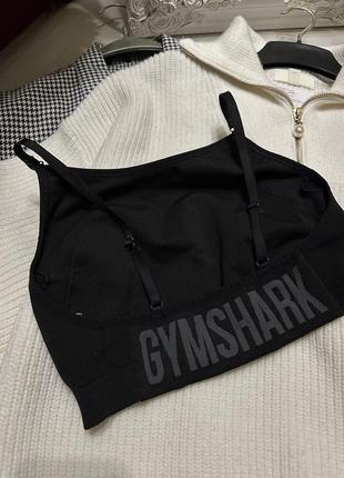 Спортивный женский топ gymshark