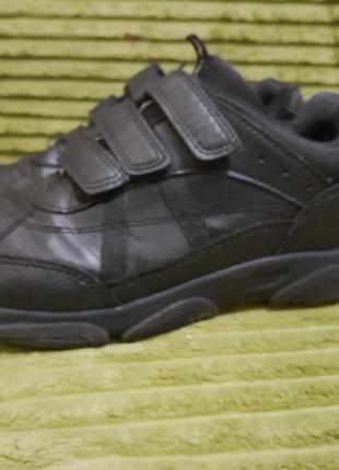 Кроссовки черные 38р.24.5см