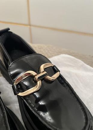 Невероятные лоферы на платформе zara4 фото