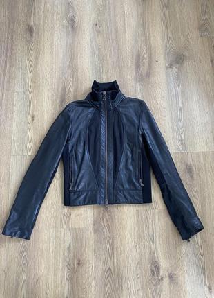 Armani кожаная куртка