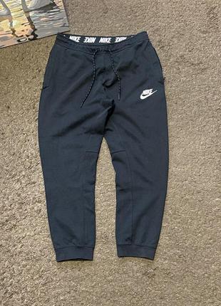 Спортивные штаны nike