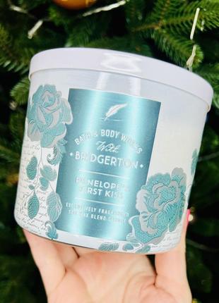 Свічка на 3 гноти penelope’s first kiss від bath&body works