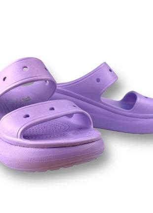 Туфли Crocs на каблуке