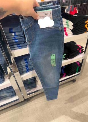 Джеггинсы на девушку