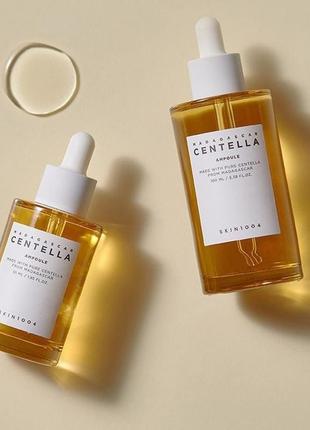 Заспокійлива сироватка з екстрактом центелли азіатської skin1004 madagascar centella ampoule2 фото