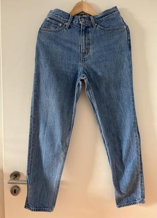 Джинсы levi strauss mom. размер 27.