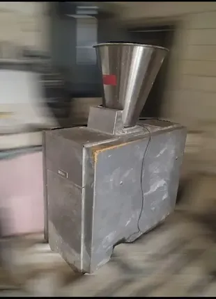 Продам делитель для теста