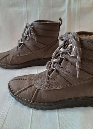 Clarks шкіряні черевики р.37/м устілка 23,7см