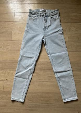 Джинси stradivarius «mom slim»