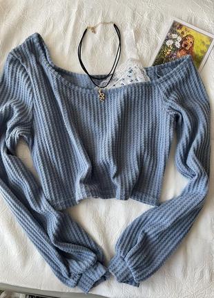 Закорочена кофтинка