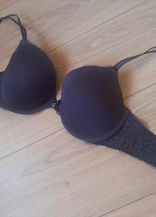 Бюстгалтер dkny лифчик бра 85e  пуш ап