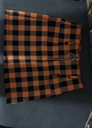 Яркая мини юбка в клетку