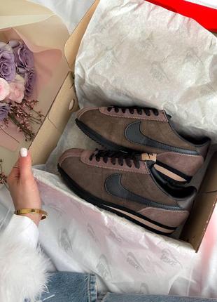 Кроссовки nike cortez