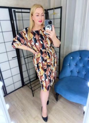 Женское платье-миди в разных дизайнах
