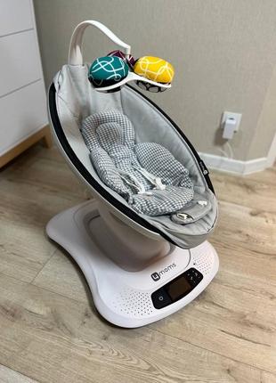 Заколисуючий центр 4moms mamaroo