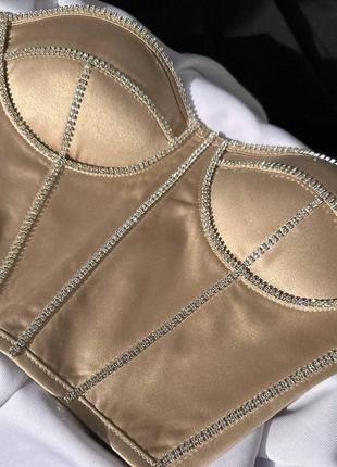 Женский качественный нарядный праздничный корсет с стразами с твердой чашкой бежевый
