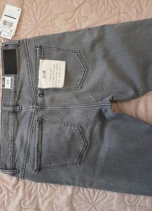 Чоловічі сірі джинси - манго