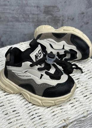 Детские кроссовки 2