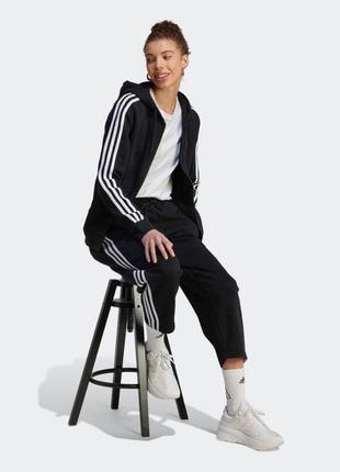 Спортивний костюм adidas