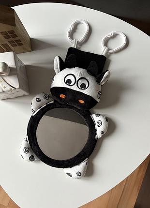 Зеркало для наблюдения за ребенком в машине