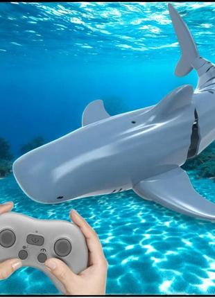 Робот белая акула 0457 toys swim whale shark аккумулятор 3.7 v звуковые и световые эффекты на радиокере