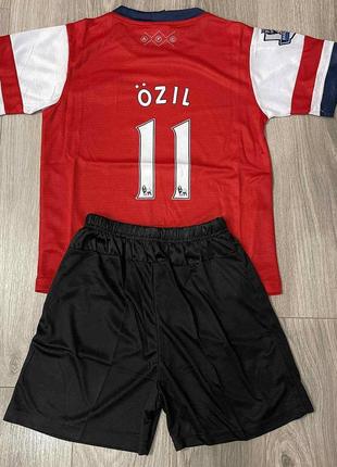 Футбольна форма для дітей