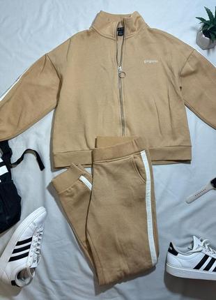 Спортивний костюм на флісі amisu