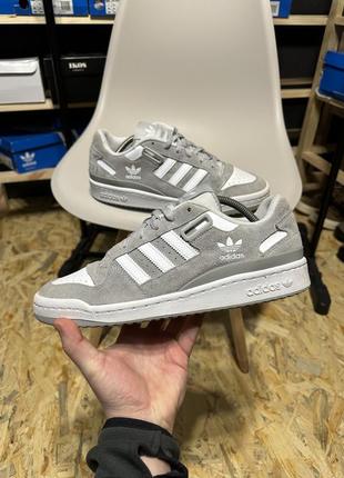 Кросівки adidas forum