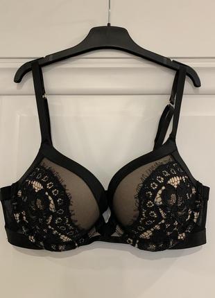 Victoria's secret very sexy  шикарний бюстгальтер 36в