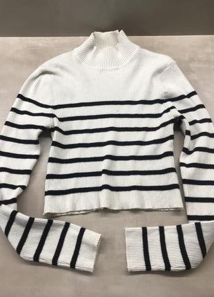 Укороченый свитер