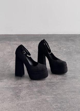 Туфли черные с толстым каблуком