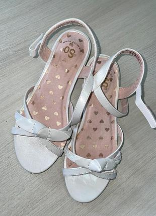 Босоніжки дитячі 6