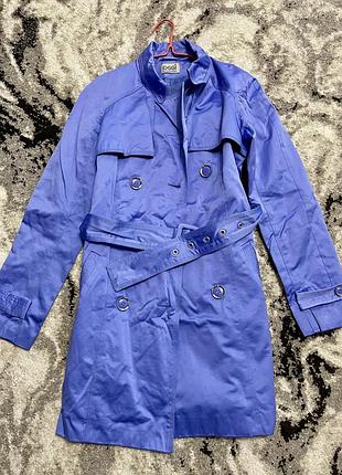 Плащ жіночий