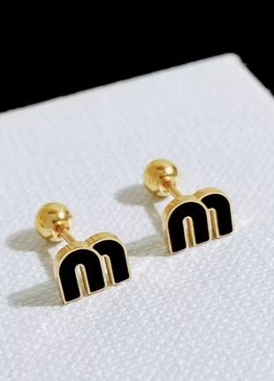 Серьги гвоздики в стиле miu miu