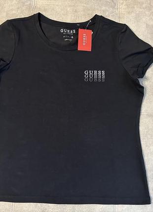 Жіноча футболка guess, l