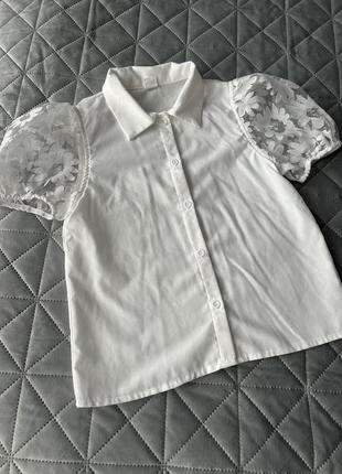 Блузка на дівчинку