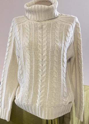 Свитер гольф женский бежево- молочный цвет