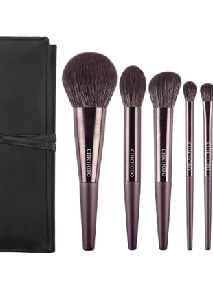 Набір професійних пензлів для макіяжу очей та обличчя від бренду chichodo (9 штук) у бренд.пеналі