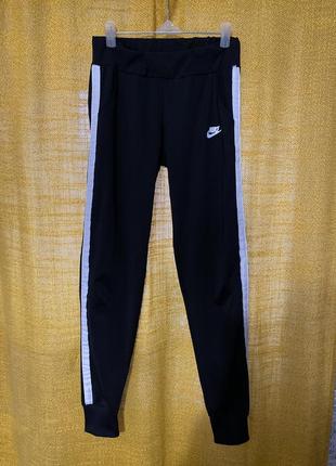 Спортивные штаны nike