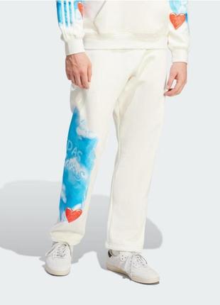 Спортивные штаны утепленные adidas fewo