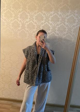 Жилетка
