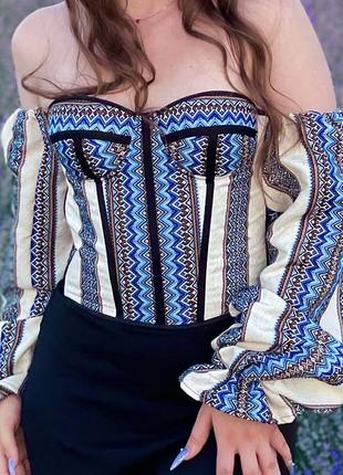 Корсет вишитий