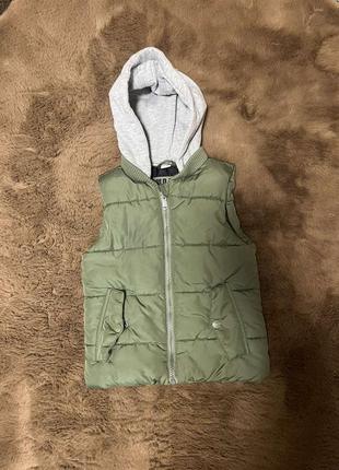 Жилетка на хлопчика