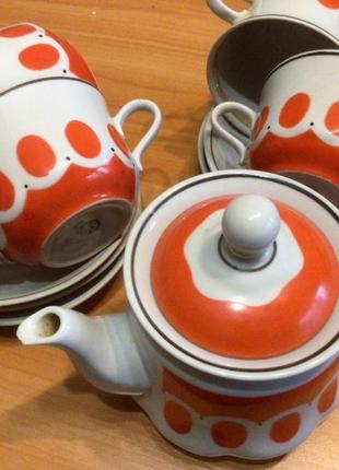 Набор чашек с заварочным чайником