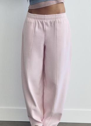 Розовые брюки zara