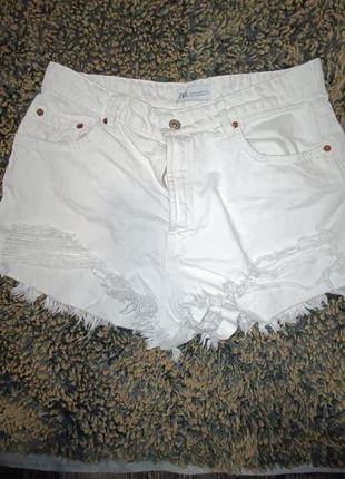 Белые летние короткие шорты джинсовые зара zara