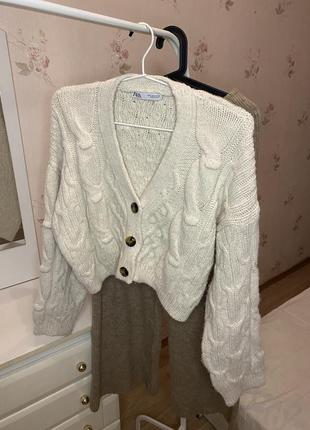 Кардиган в коси грубої вʼязки zara