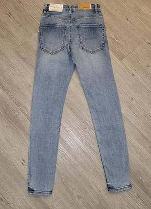 Продам джинсы stradivarius skinny  34 размер3 фото