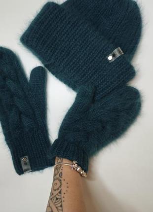 Комплект шапка и перчатки из ангоры
