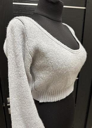 Укорочений светр, кроп, кофта з глибоким декольте